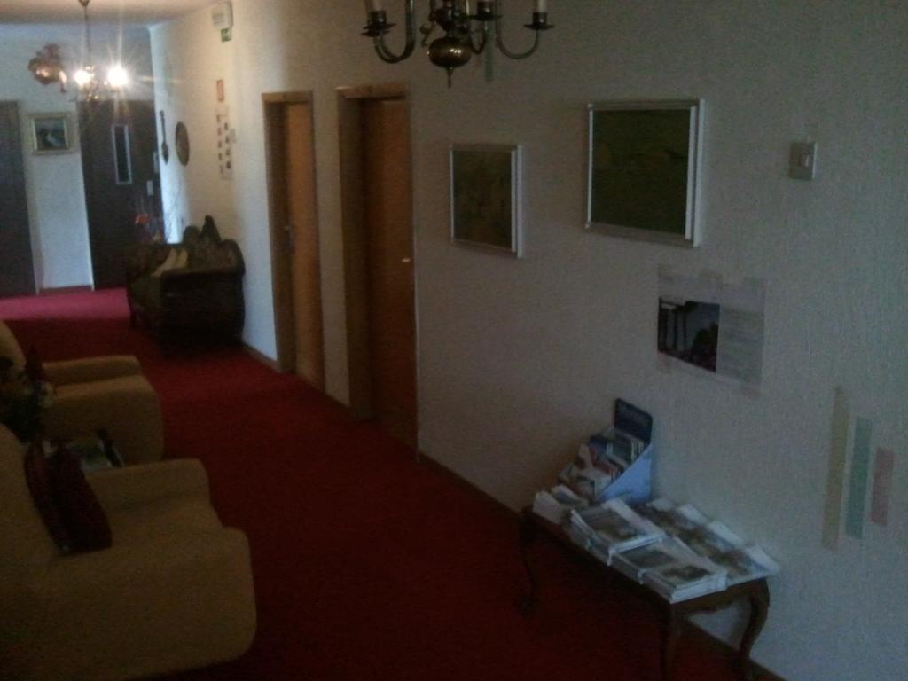 Hotel Lux Merano Bilik gambar
