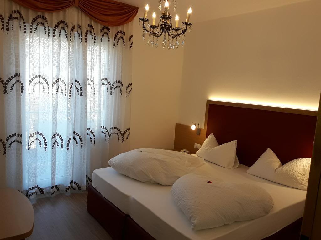 Hotel Lux Merano Luaran gambar